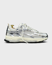 Afbeelding in Gallery-weergave laden, MERCER The Re-Run Pine Silver