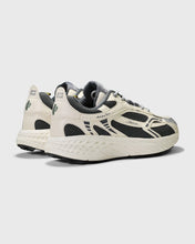 Afbeelding in Gallery-weergave laden, MERCER RE RUN MAX CACTUS - WHITE/GREY