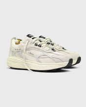 Afbeelding in Gallery-weergave laden, MERCER RE RUN MAX SUEDE - WHITE/BROWN