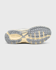 MERCER RE RUN PERFORATED - OFF-WHITE