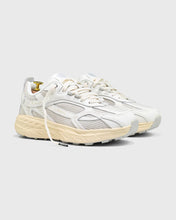 Afbeelding in Gallery-weergave laden, MERCER RE RUN MAX PERFORATED - OFF WHITE