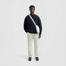 Afbeelding in Gallery-weergave laden, ØLÅF Studio Crewneck Black