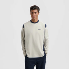 Afbeelding in Gallery-weergave laden, ØLÅF Panel LS Tee Cement