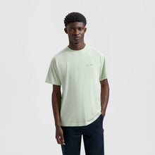 Afbeelding in Gallery-weergave laden, ØLÅF Spiral Face Tee Pale Green