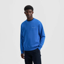 Afbeelding in Gallery-weergave laden, ØLÅF Spiral Face Crewneck Bright Blue