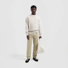 Afbeelding in Gallery-weergave laden, ØLÅF Sunscreen Face Crewneck - Cement