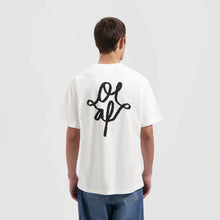 Afbeelding in Gallery-weergave laden, ØLÅF Spray Monogram Graphic Tee Optical White