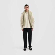 Afbeelding in Gallery-weergave laden, ØLÅF Textured Boxy Shirt Off-White