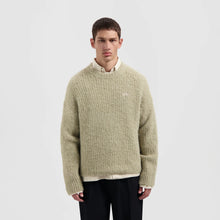 Afbeelding in Gallery-weergave laden, ØLÅF Hairy Knitted Crewneck Hemp