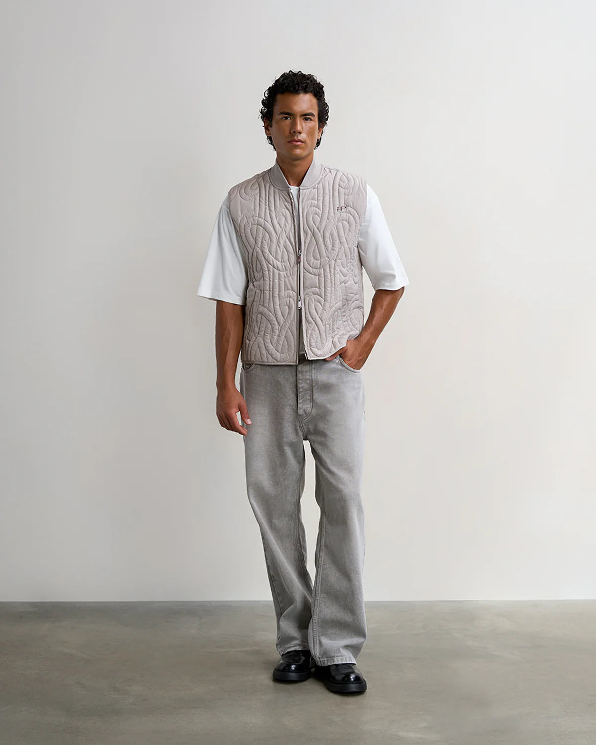 FILLING PIECES QUILTED VEST Atmosphere
