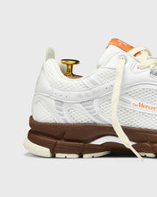Afbeelding in Gallery-weergave laden, MERCER THE RE-RUN GRAPE - White/Brown