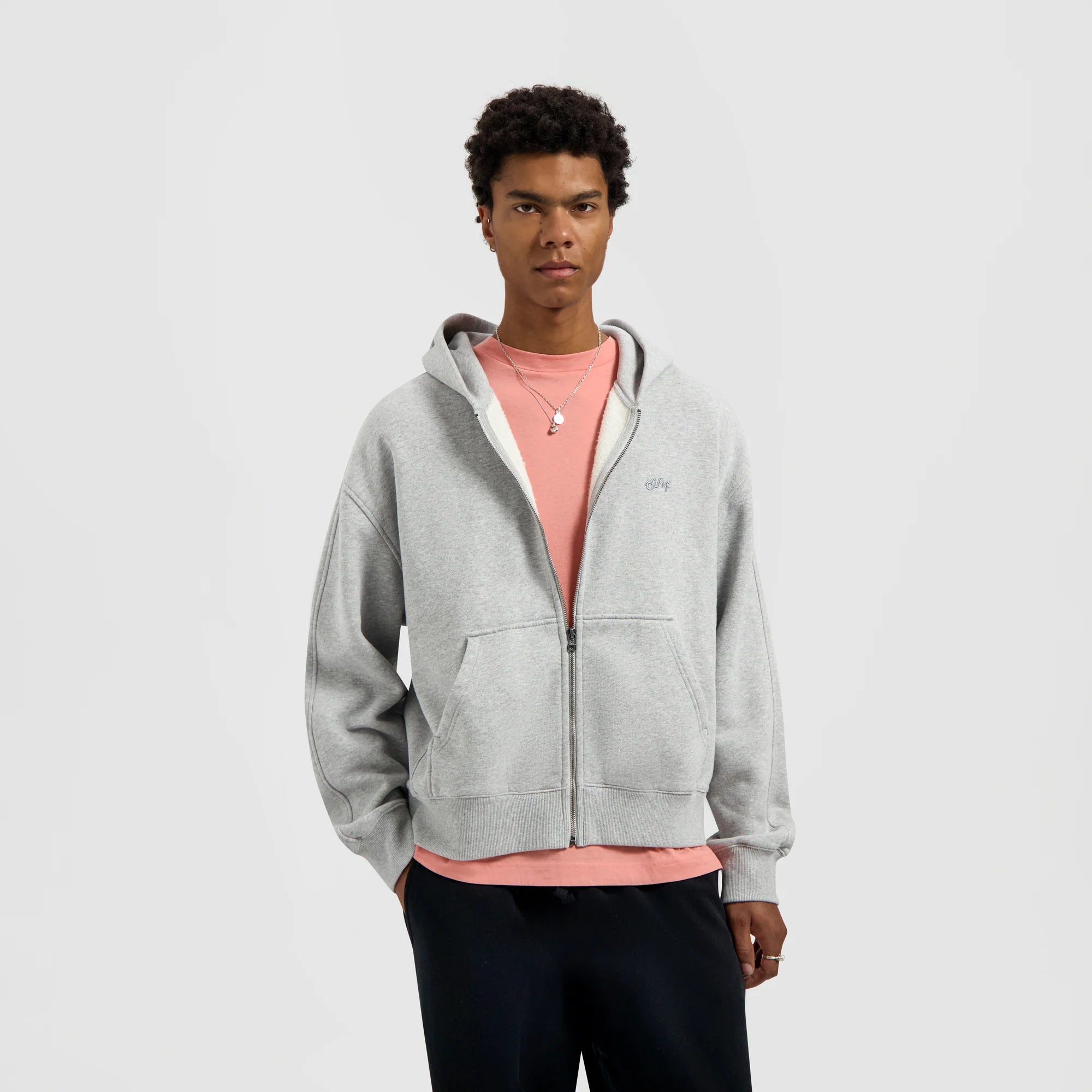 SIGNATURE ZIP HOODIE