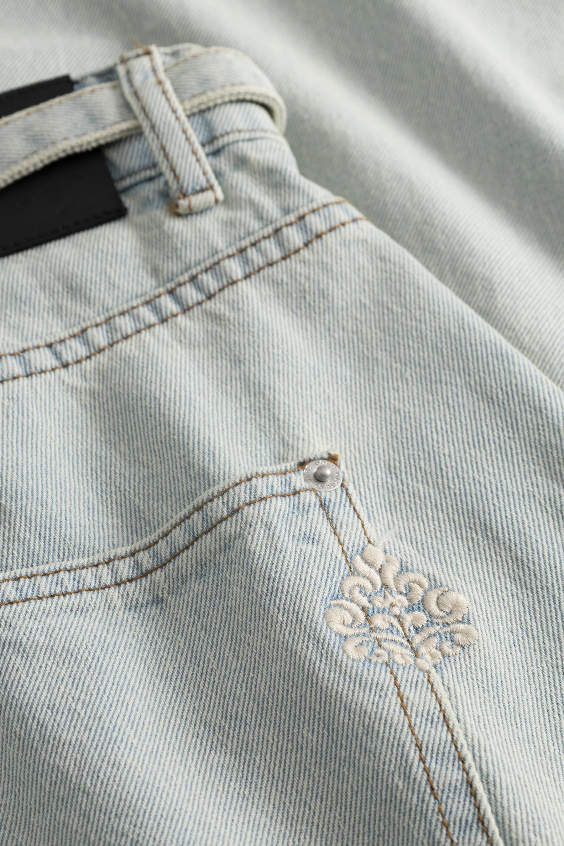DON'T WASTE CULTURE ELISOVA JEANS | LIGHT BLUE