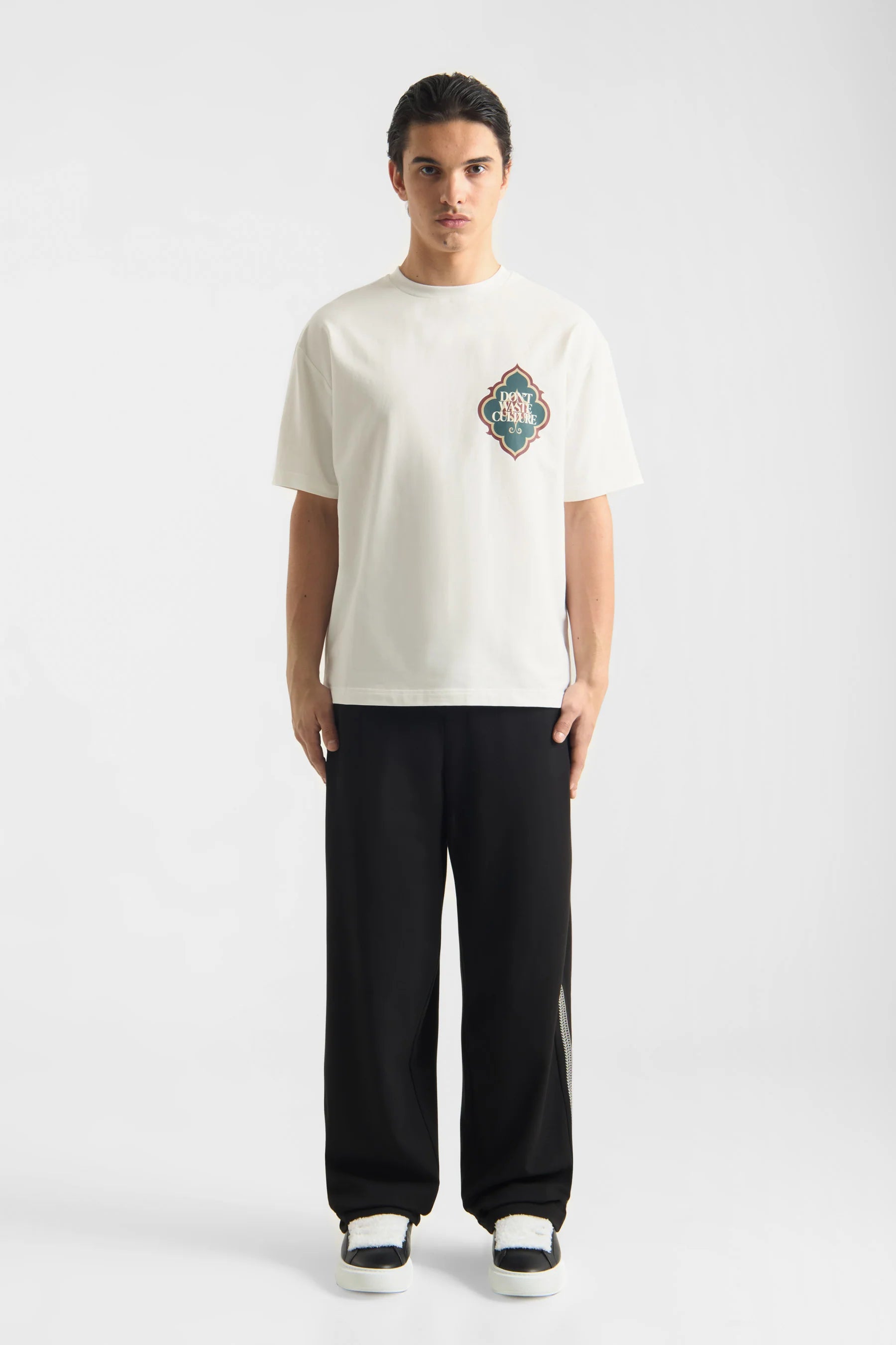 DON'T WASTE CULTURE SOKAE T-SHIRT | Off White