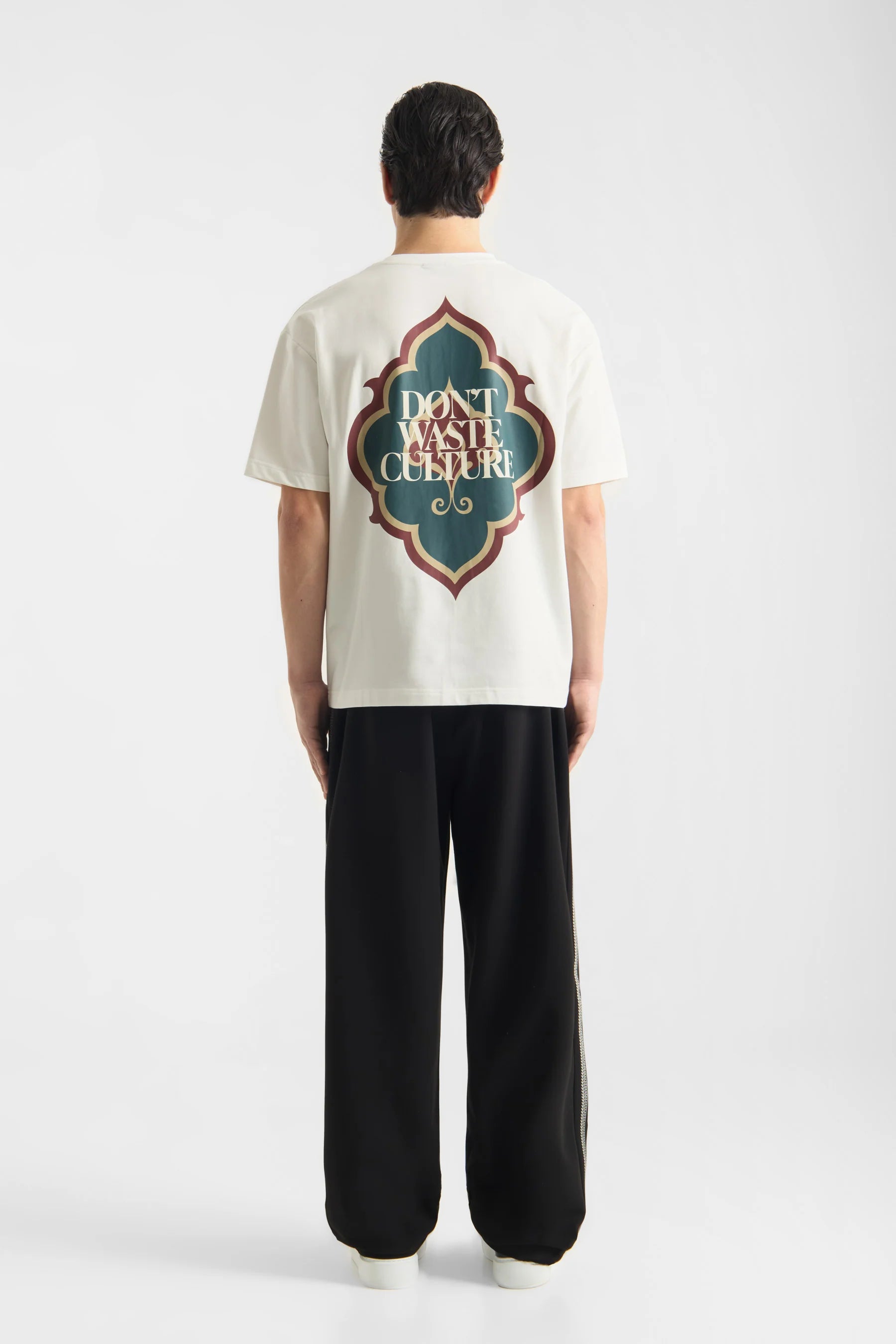 DON'T WASTE CULTURE SOKAE T-SHIRT | Off White