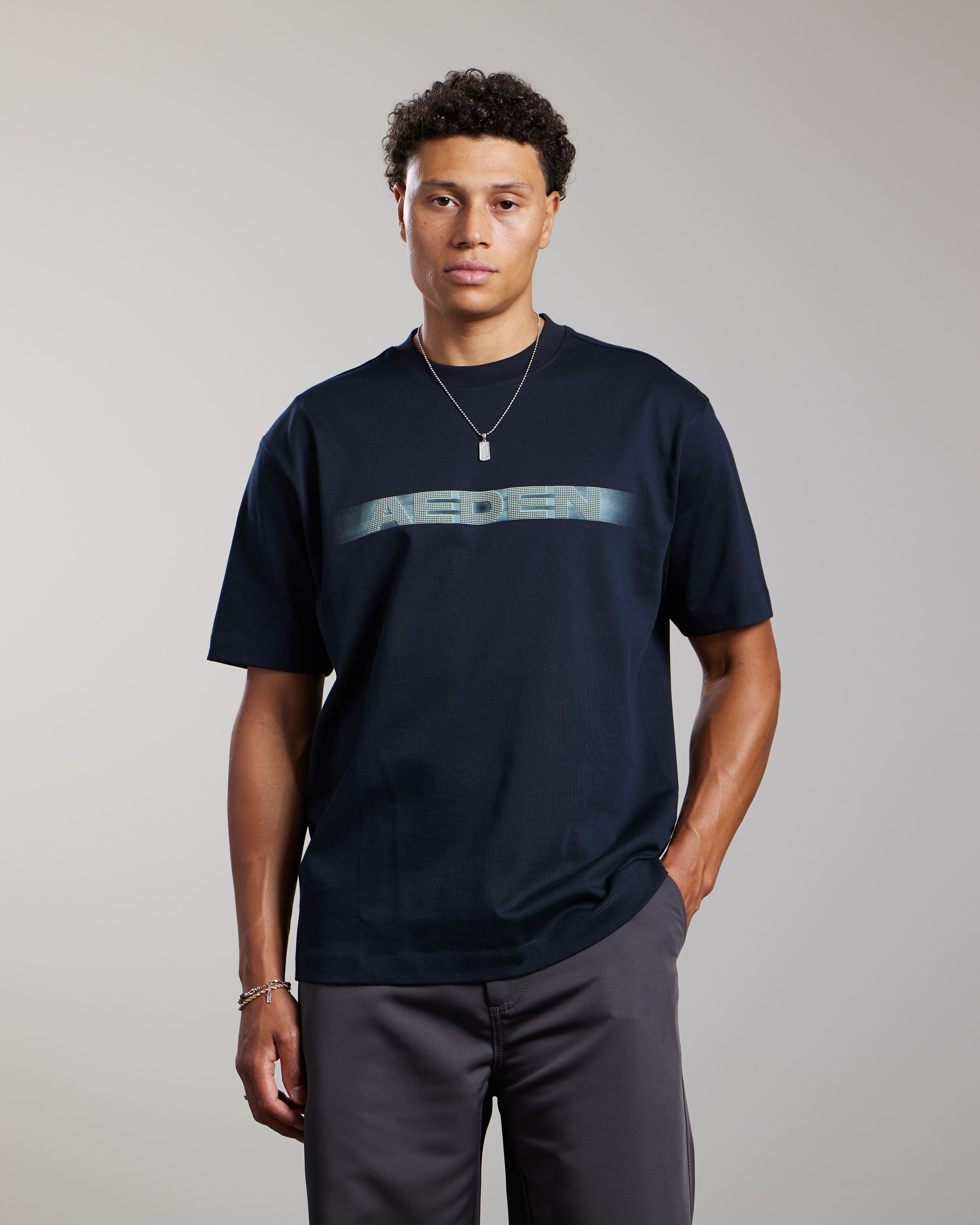 AEDEN SHADE TEE BLACK