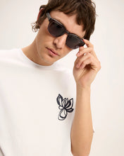 Afbeelding in Gallery-weergave laden, GOOD PEOPLE TEX ARTWORK TEE White