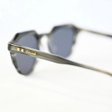 Afbeelding in Gallery-weergave laden, EDMONDS Sunglasses The Goodsir Striped