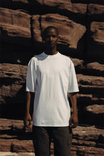 Afbeelding in Gallery-weergave laden, AMPÈRE August Dry Jersey Tee | White