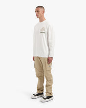 Afbeelding in Gallery-weergave laden, CROYEZ GARDENER LONGSLEEVE T-SHIRT | WHITE