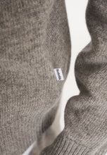 Afbeelding in Gallery-weergave laden, Resteroids Knit Cardigan &#39;Dean&#39; | Wool | Sand