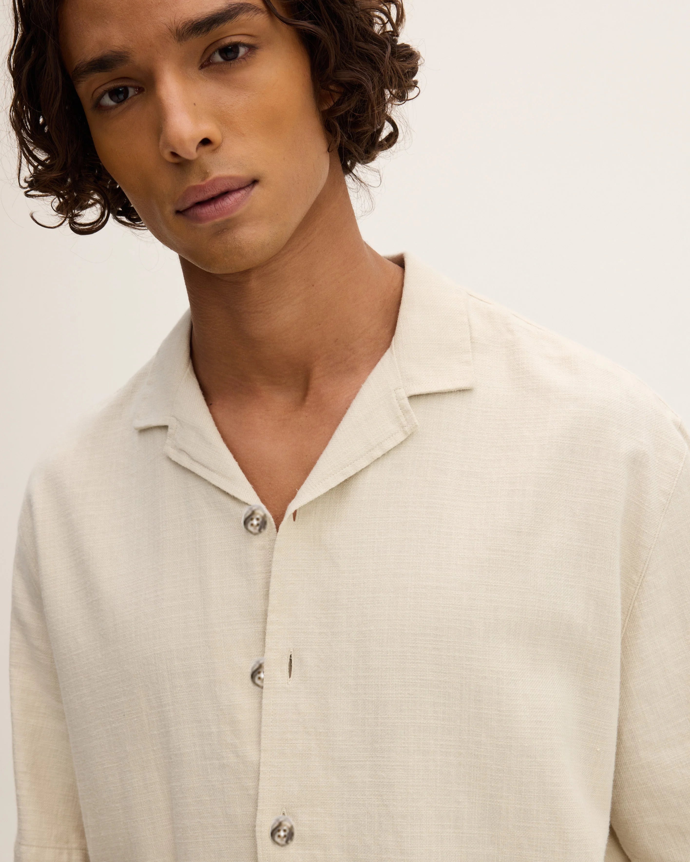 GOOD PEOPLE Slin Short Sleeved Shirt Sand