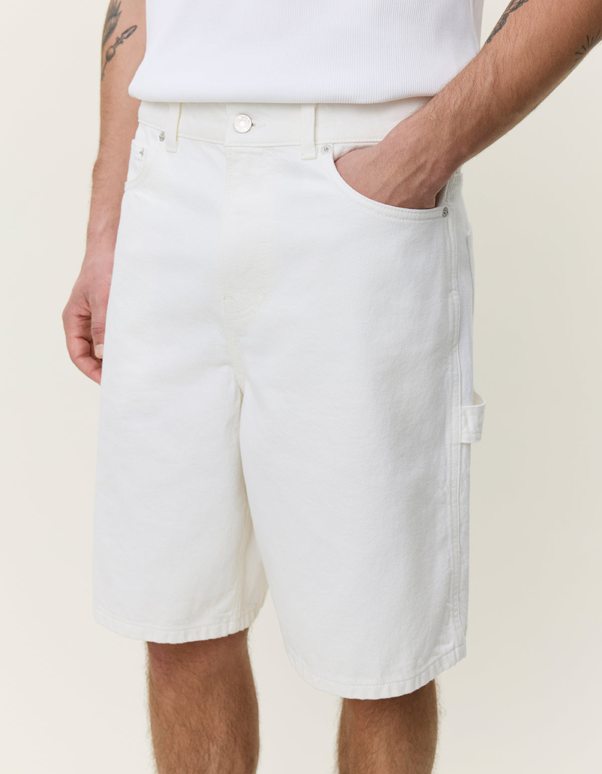 LES DEUX CARPENTER DENIM SHORT Light Ivory